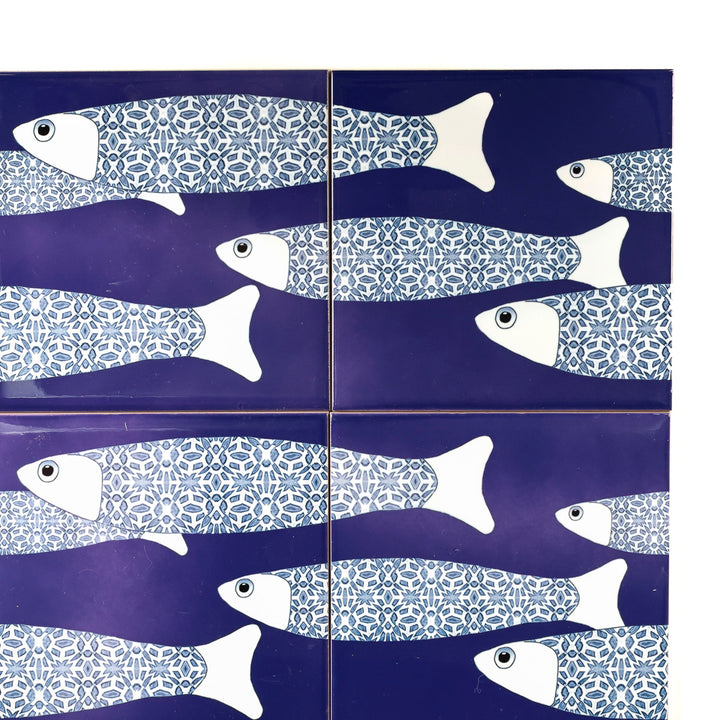 SALE SECONDS : Set of 14 x 15.2cm Navy Blue Ocean Shoal border tiles