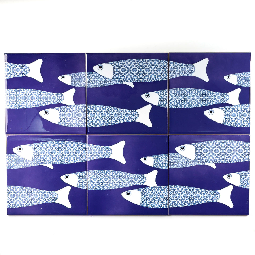 SALE SECONDS : Set of 14 x 15.2cm Navy Blue Ocean Shoal border tiles