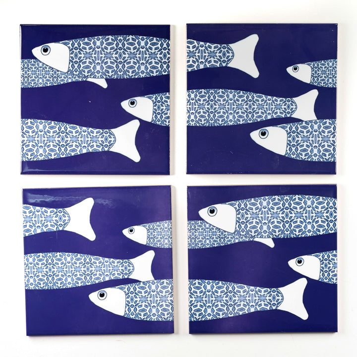 SALE SECONDS : Set of 14 x 15.2cm Navy Blue Ocean Shoal border tiles