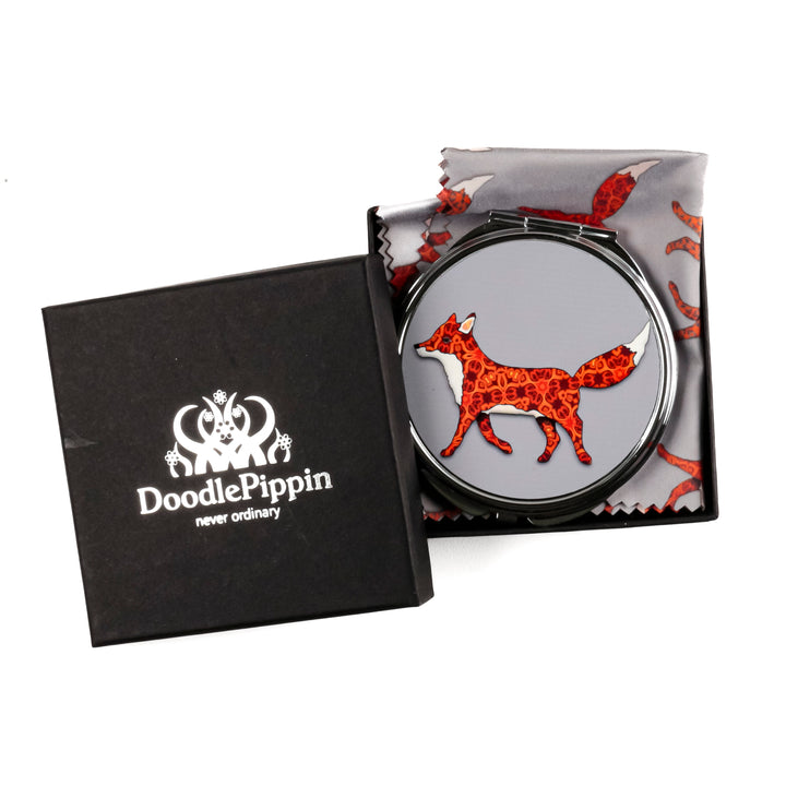 SALE Red Fox Compact Folding Mirror (circular)