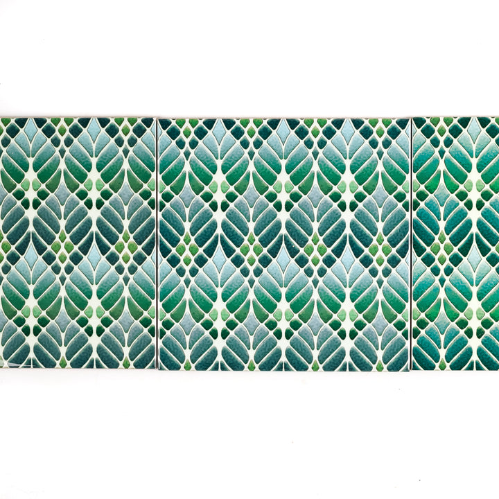 SALE SECONDS SET of 3 x 15.2cm Green Interwoven Tree tiles