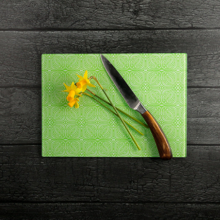 Celtic Knot chopping board - Spring Lime
