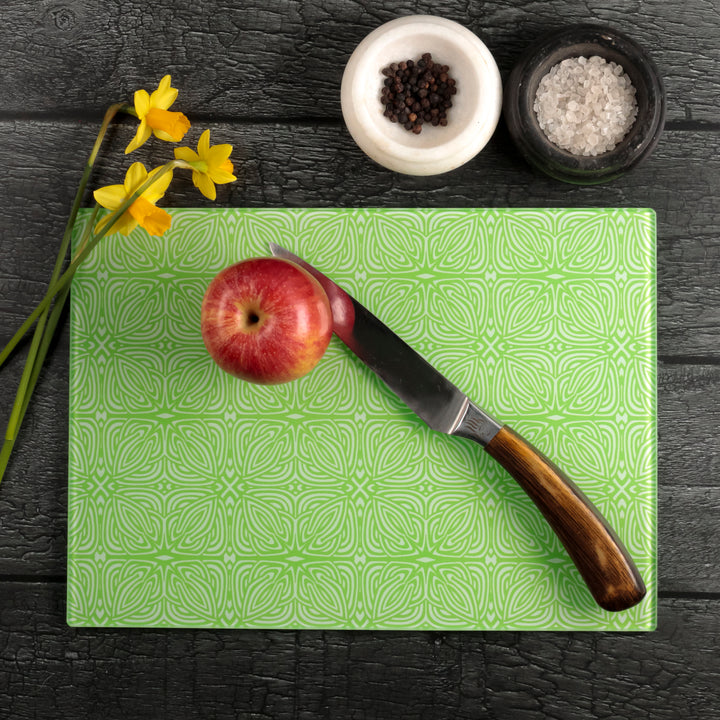 Celtic Knot chopping board - Spring Lime