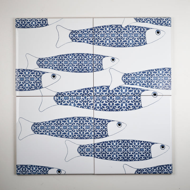 SALE SECONDS : 4 x 20cm tiles - Dark Blue Ocean shoal on white