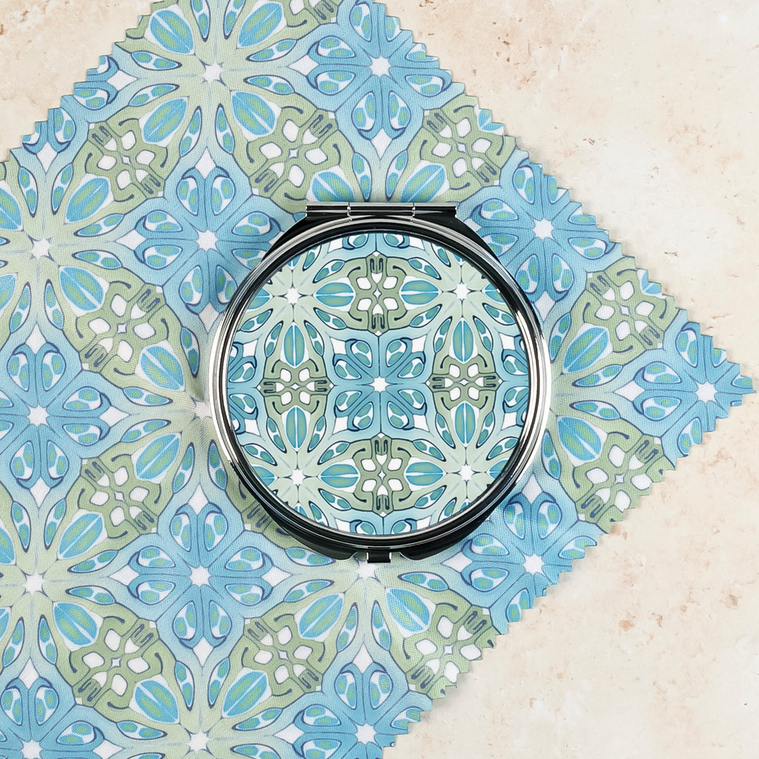 Suzanne Compact Folding Mirror