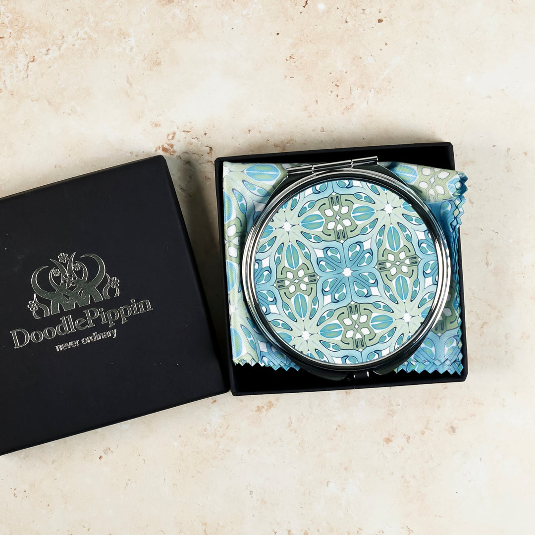 Suzanne Compact Folding Mirror
