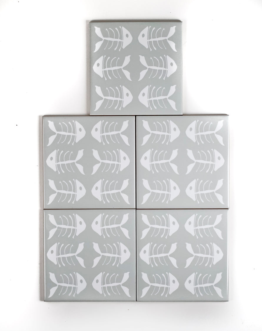 SALE SET - 5x White Bonefish on Grey - Decorative Ceramic Tiles (10.8cm)