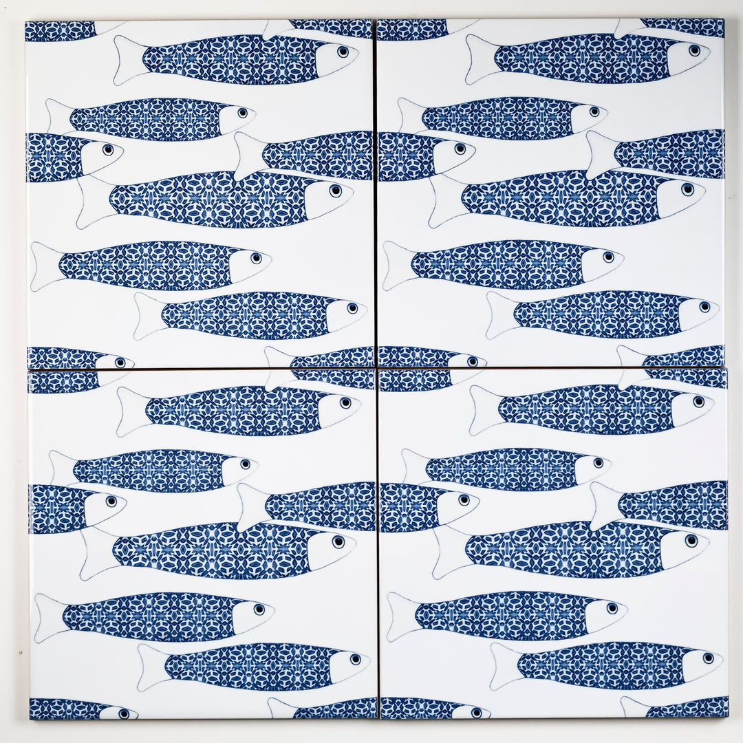 SALE: Set of 5 x 15.2cm Blue fish on white - Ocean Shoal tiles