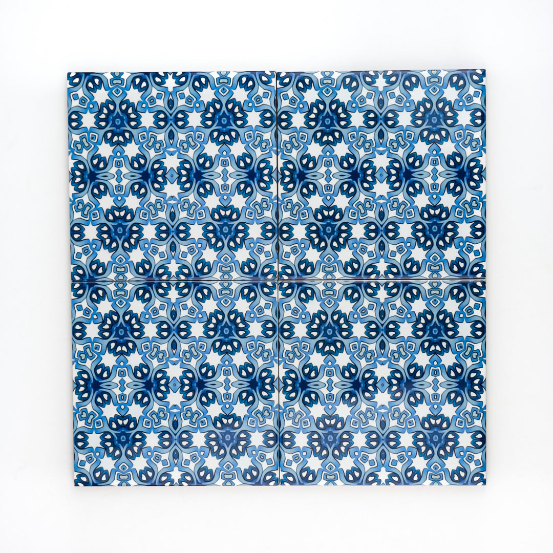 Blue White Iznik - small scale