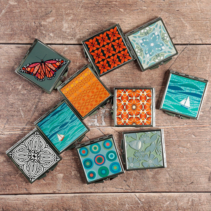 Crab Compact Folding Mirror and Lens Cloth