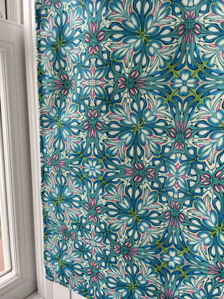 Flourishing Garden tea towel - 100% Cotton