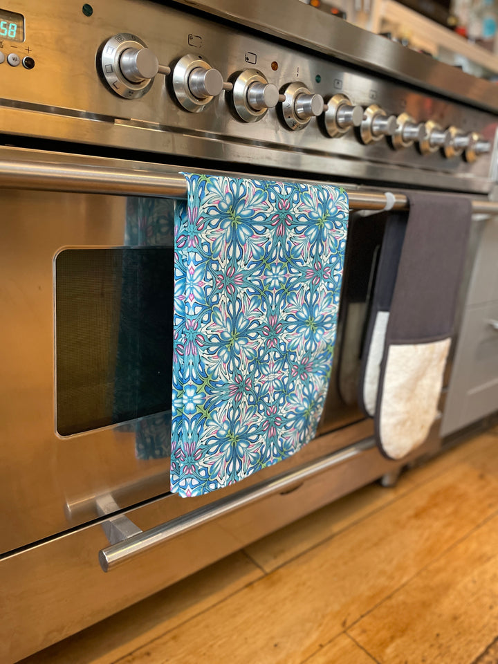 Flourishing Garden tea towel - 100% Cotton