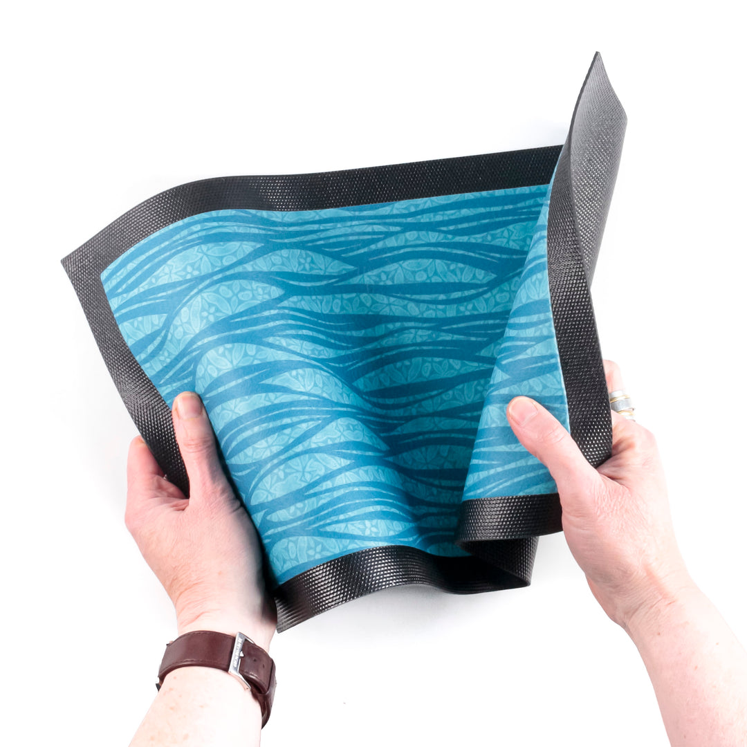 Waves Pet Food Placemat