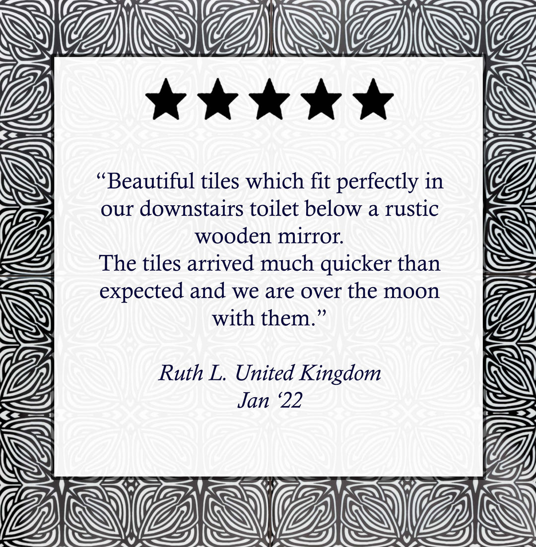Black white "Celtic Knot" design tile