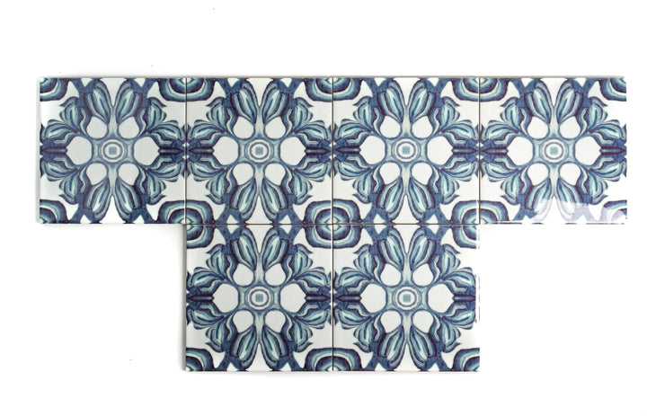 Hedera Tile - Green and White Vintage Effect