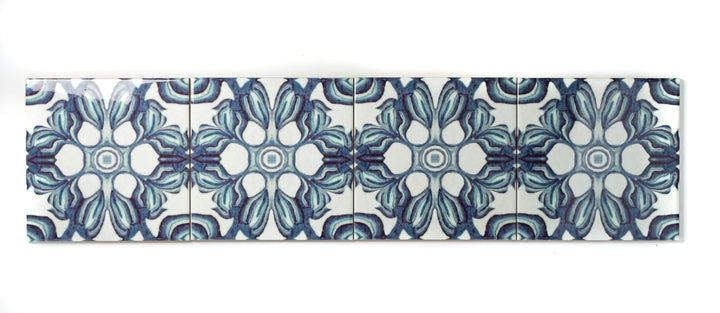 Hedera Tile - Green and White Vintage Effect