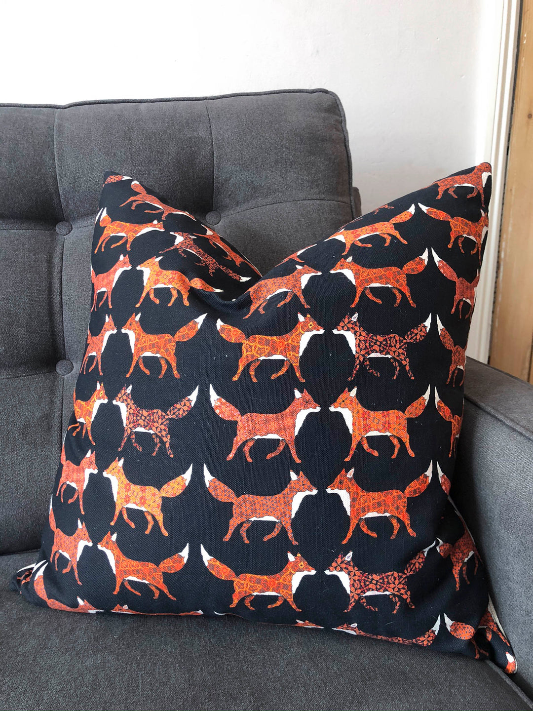 Red Foxes Handmade Cotton-Linen Blend Cushion including pad