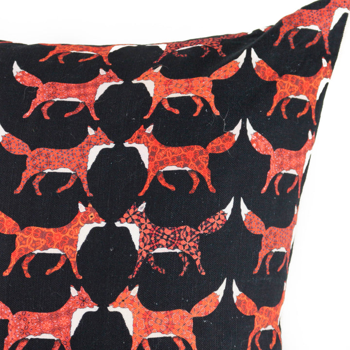 Red Foxes Handmade Cotton-Linen Blend Cushion including pad