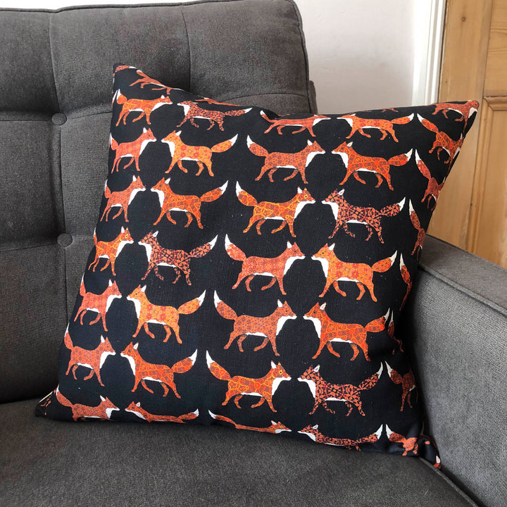 Red Foxes Handmade Cotton-Linen Blend Cushion including pad