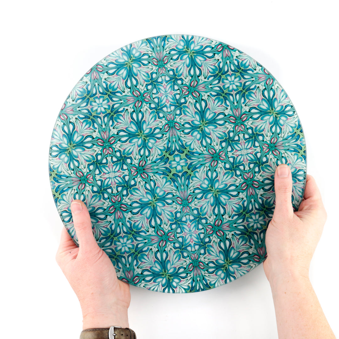 "Flourishing Garden" Chopping Board (circular)