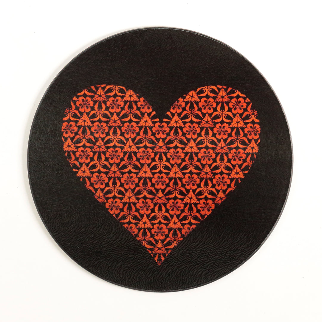Red Heart Chopping Board