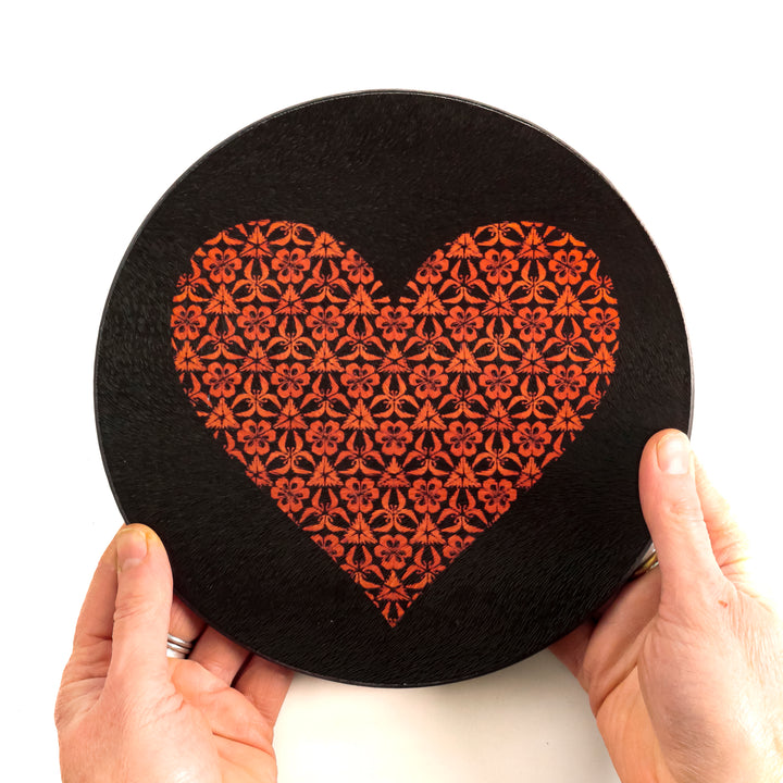Red Heart Chopping Board