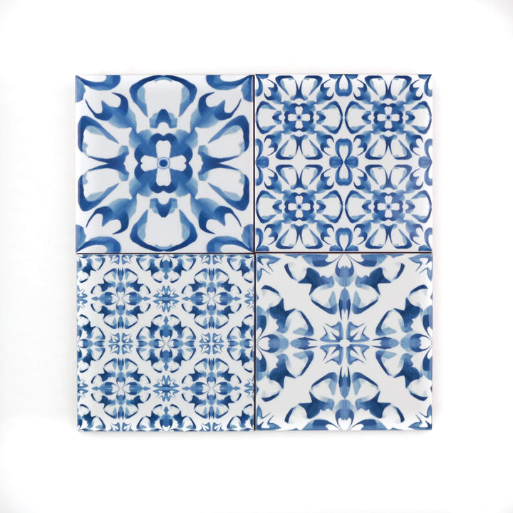 Delft kitchen tile - flower centre