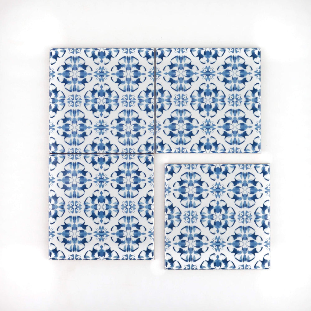 Delft kitchen tile - blue and white ceramic