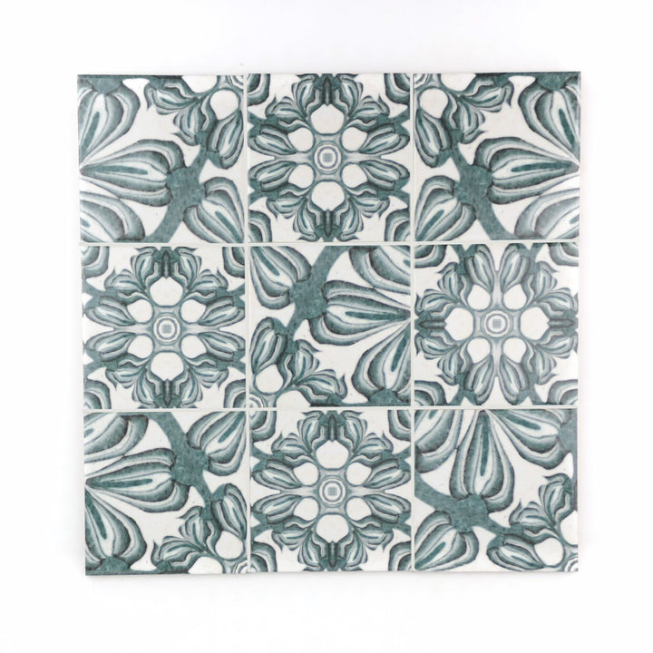 Hedera Tile - Green and White Vintage Effect