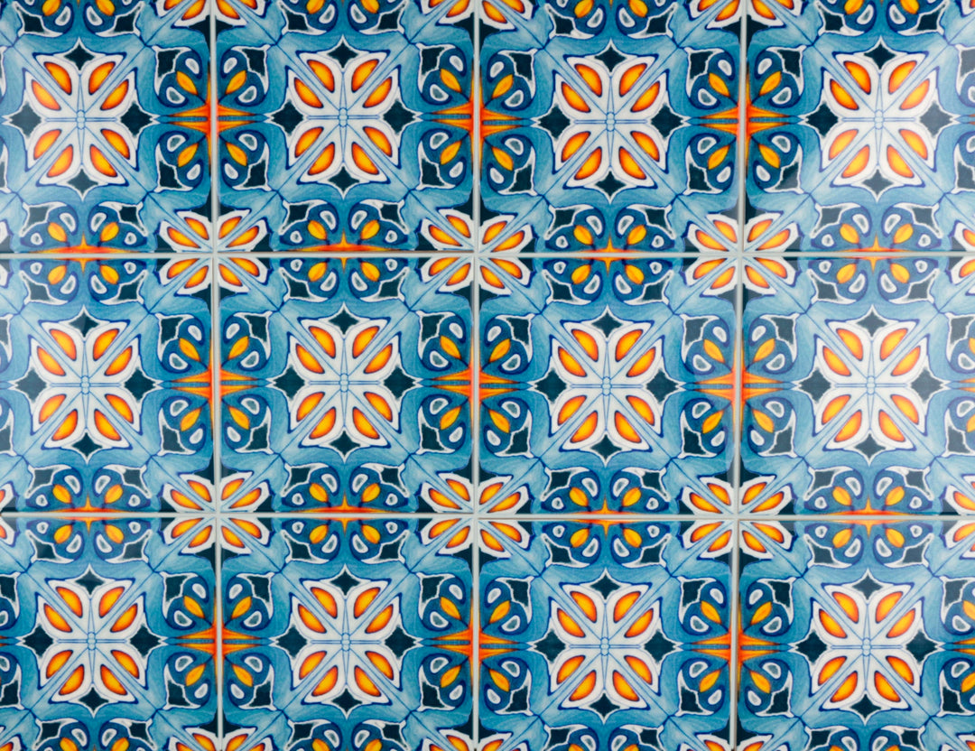 Alhambra Tile - flower centre