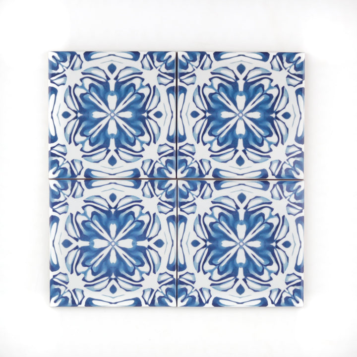 Delft kitchen tile - flower centre
