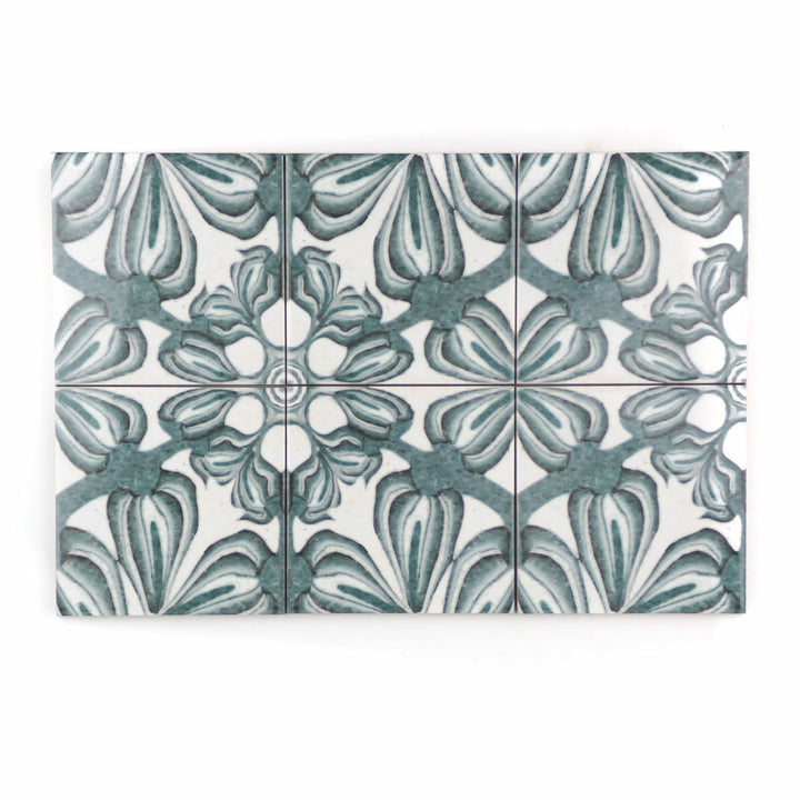 Hedera Tile - Green and White Vintage Effect