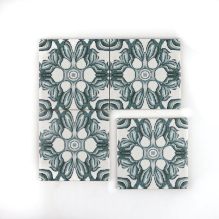 Hedera Tile - Green and White Vintage Effect