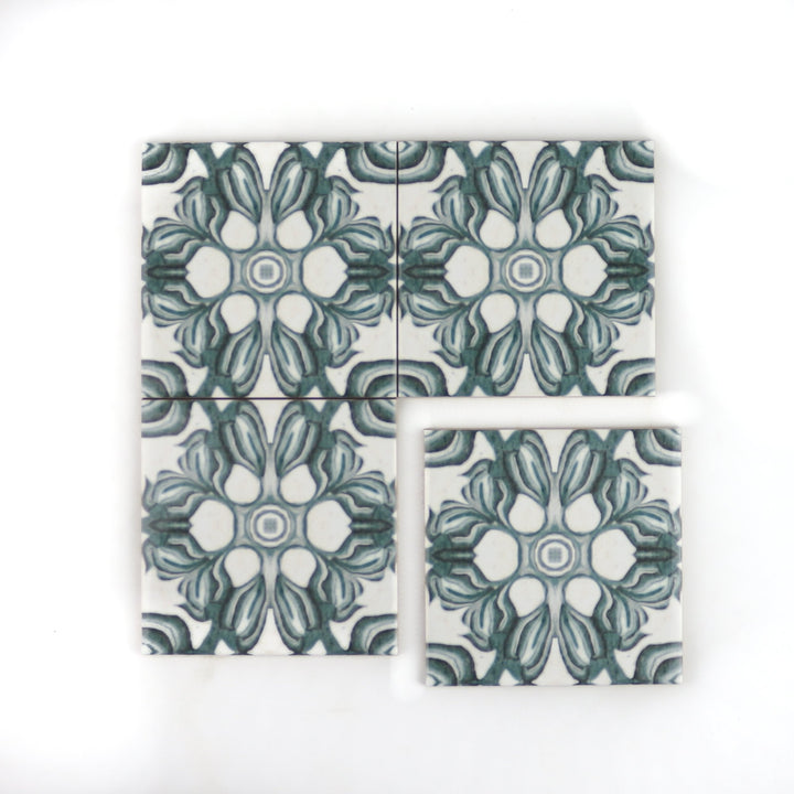 Hedera Tile - Green and White Vintage Effect